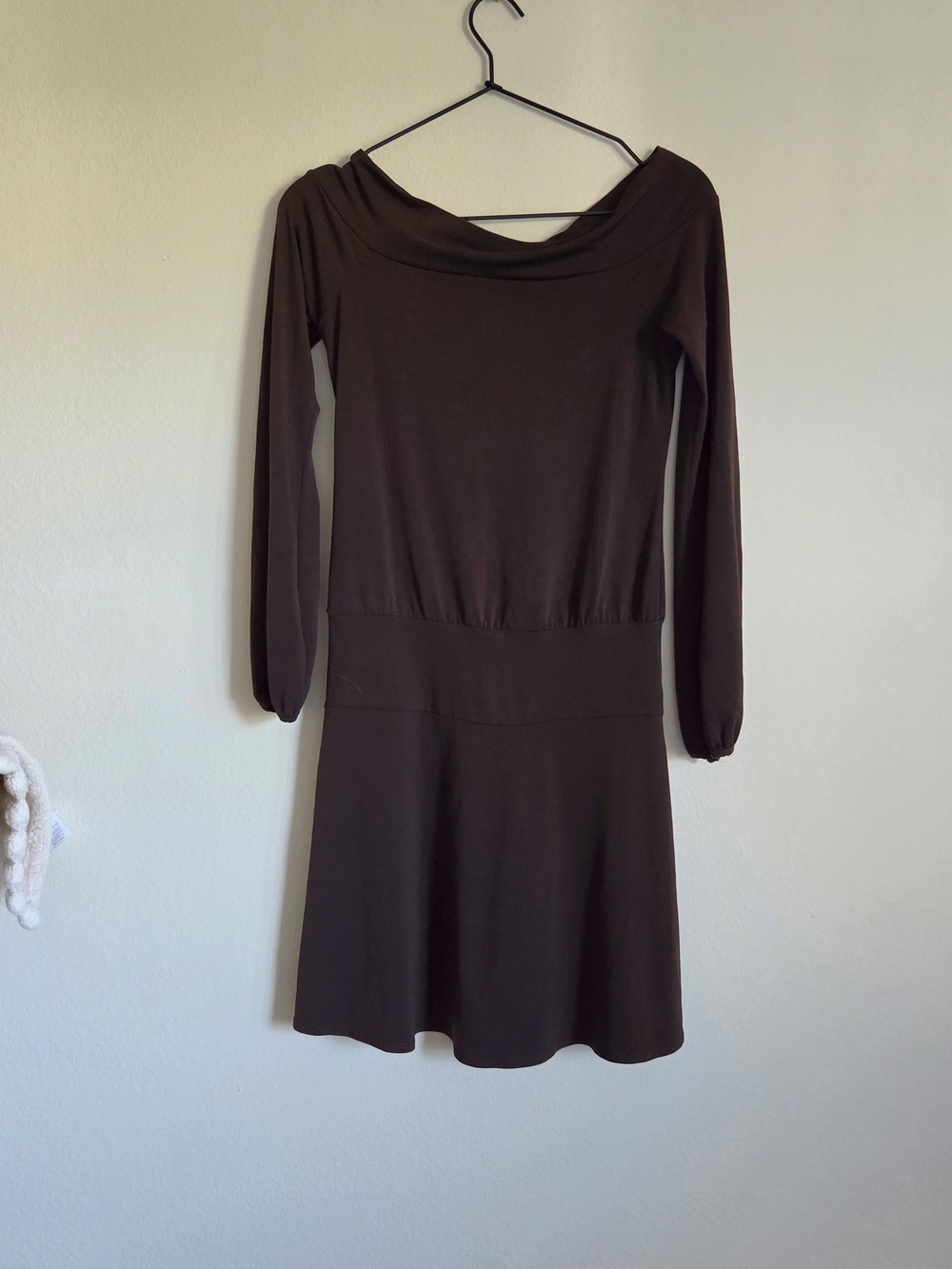 Campaigne Brown Long Sleeve Off-the-shoulder Dress - XS - Picture 2 of 3